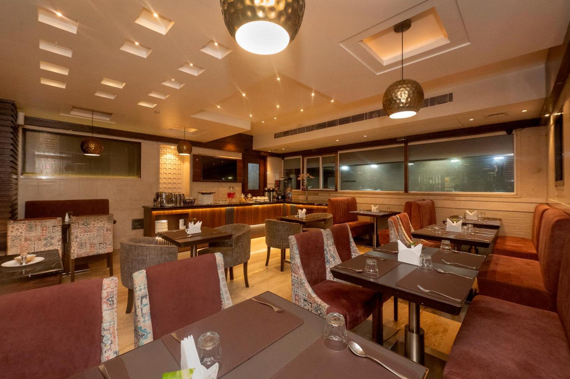 Hotel Le Grande - Mumbai International Airport Exterior foto