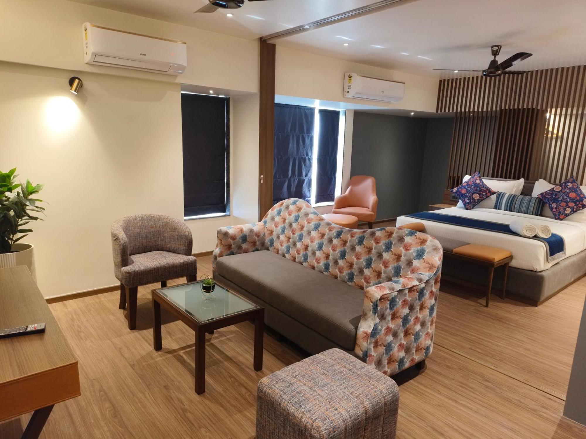 Hotel Le Grande - Mumbai International Airport Exterior foto